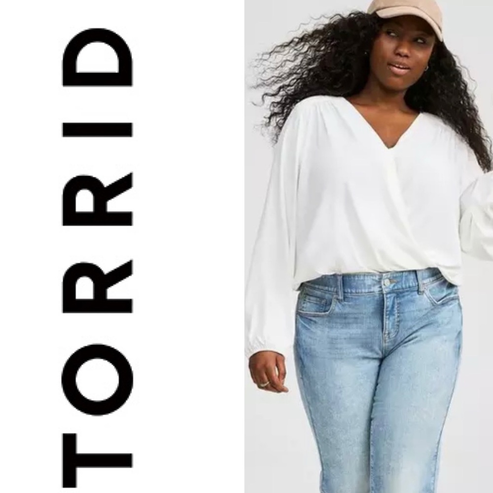 TORRID Surplice Blouse Cloud Dancer White Size 3